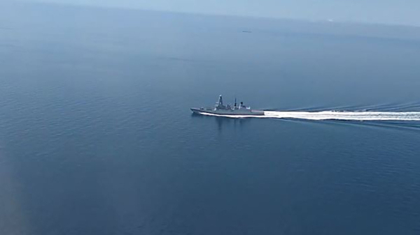 Пекин отправил 3 военных корабля к Ормузу в ответ на захват иранского судна