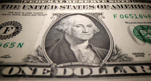 Охлаждение потребительской активности в США укрепляет евро против доллара