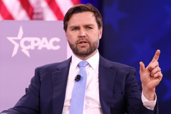 Вэнс: США сохраняют возможность любых действий в отношении Ирана после переговоров в Женеве