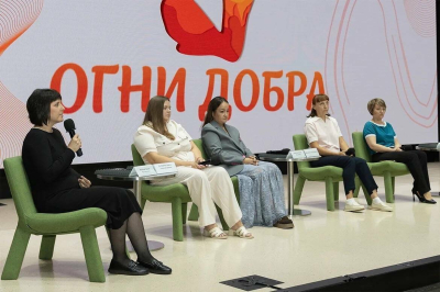 В Высшей школе нефти прошел курс для волонтеров по работе с детьми с ОВЗ
