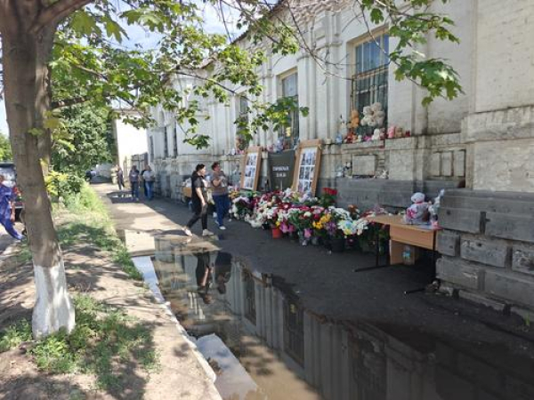 Актриса Яна Поплавская: Погибшие студенты уже никогда не станут взрослыми, не создадут семей, не родят новых людей &mdash; это удар по нашему будущему