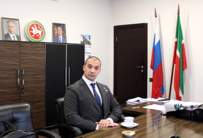 Герой России Расим Баксиков прошел стажировку в Минфине Татарстана