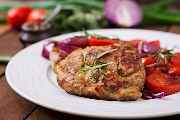 Укус клеща может вызвать аллергию на красное мясо &mdash; врач