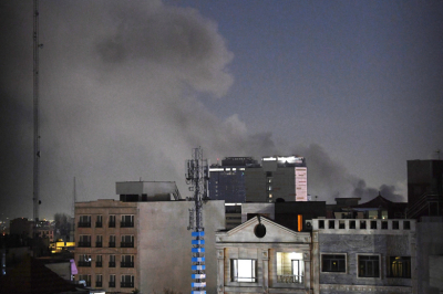 Стало известно о повреждении здания важного политического института Ирана