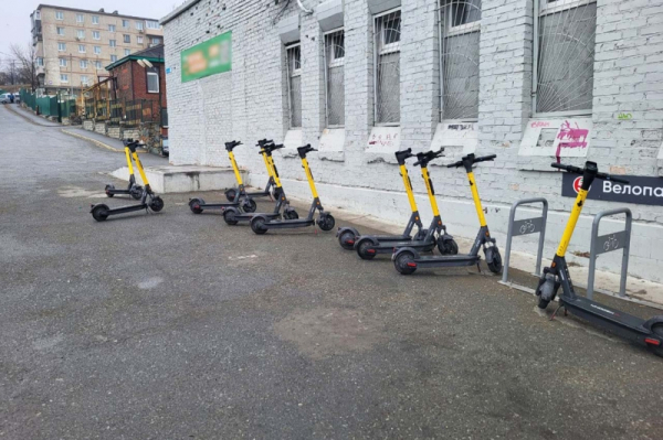 &laquo;Полностью запрещать неправильно&raquo;: как депутаты Приморья намерены регулировать электросамокаты