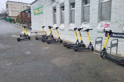 &laquo;Полностью запрещать неправильно&raquo;: как депутаты Приморья намерены регулировать электросамокаты