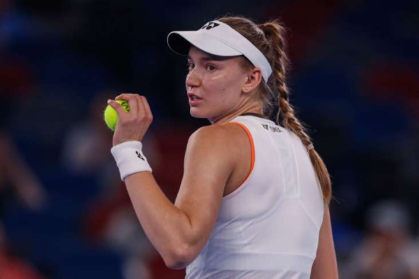 Итоговый турнир WTA: Рыбакина стартовала с разгромной победы