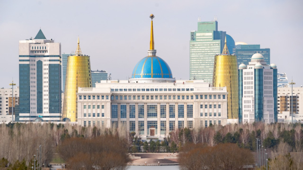 Перестановки во власти: почему президент Токаев меняет команду