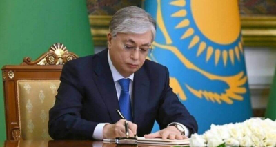 Токаев выразил соболезнования родным поэта Исраила Сапарбая
