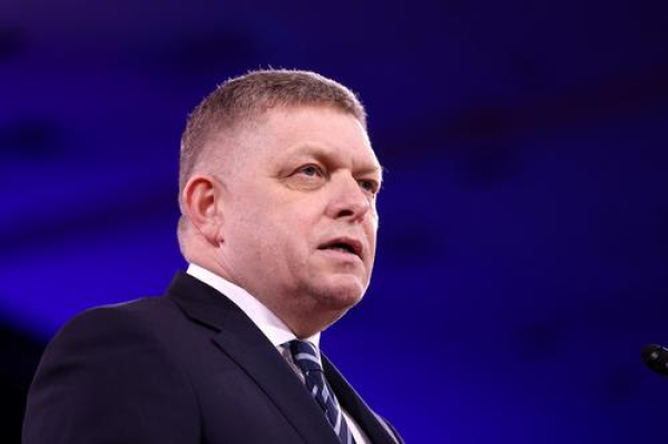 Фицо прокомментировал угрозы Зеленского в адрес Орбана