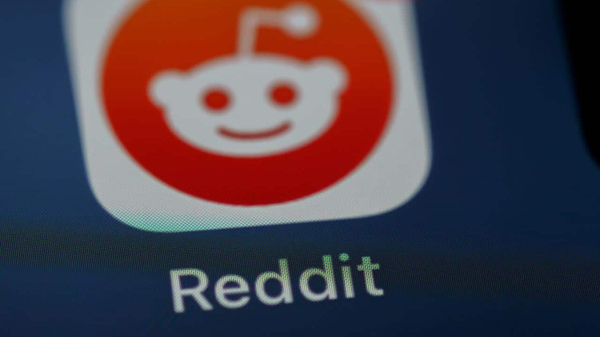 Акции Reddit установили рекорд после повышения таргета аналитиком Jefferies