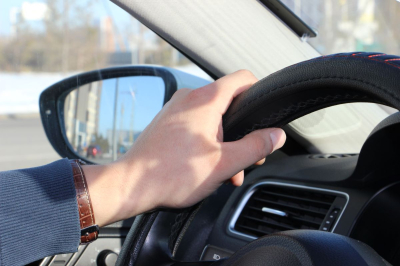 Автодилер нарушил условия договора купли-продажи в Уральске