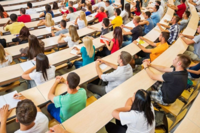 Иностранным студентам упростят визовый режим и условия трудоустройства в Казахстане