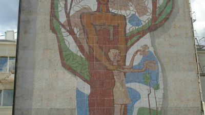 &laquo;Культурная катастрофа&raquo;: в Татарстане отказались признавать памятниками 7 советских мозаик 04/03/2026 &ndash; Новости