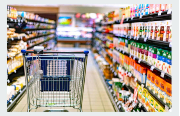 Торговые сети РФ сократили ассортимент продуктов из-за нехватки денег у россиян