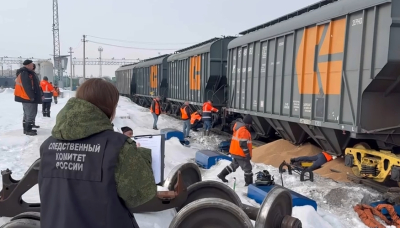 На станции Юдино в Казани с рельсов сошли три вагона 15/03/2026 &ndash;