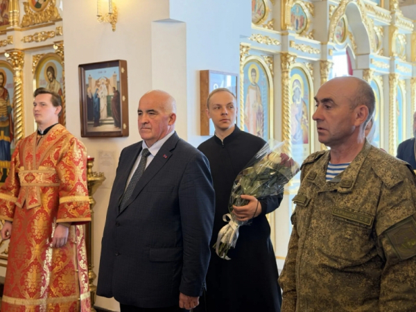 По инициативе губернатора Ситникова для костромских десантников создали уникальную двустороннюю икону