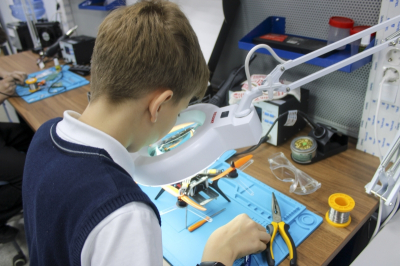 Новую школу на 1100 мест откроют весной в тюменском поселке