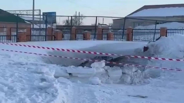 Восьмилетняя девочка упала в яму с водой, вырытую во дворе школы в области Ұлытау