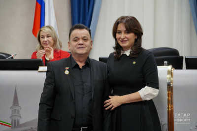 Сәгыйть Гыйбашевка 65 яшендә &laquo;Татарстанның атказанган артисты&raquo; исеме бирелде