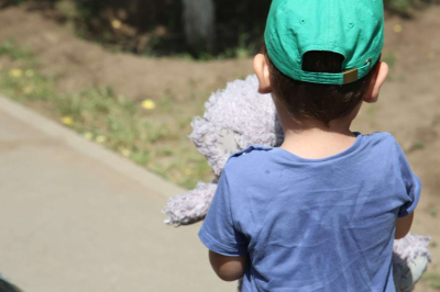 Мужчина пнул ребенка в Алматы: мать пострадавшего рассказала о его состоянии