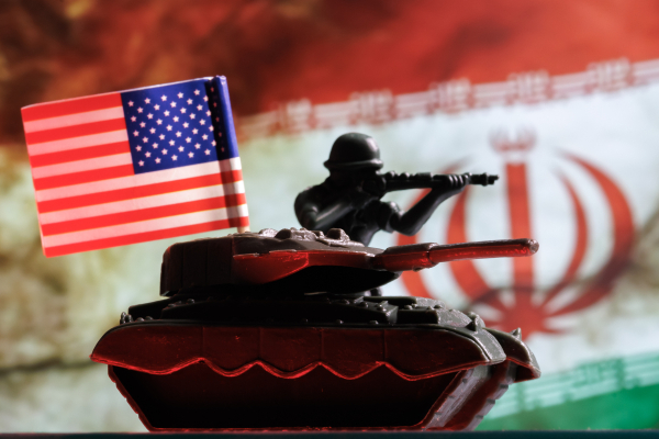 WP: США намерены &laquo;бомбить, а&nbsp;не&nbsp;говорить&raquo; с&nbsp;Ираном