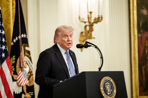 Трамп признался, что не знал последствий красной карточки в футболе