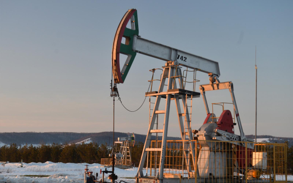 Мировые цены на нефть выросли на 5% из-за ударов по объектам в Иране