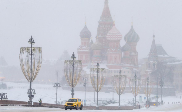 В &laquo;Яндекс Такси&raquo; оценили рост цен на фоне снегопада и 10-балльных пробок