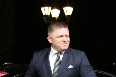 Фицо заявил, что у Словакии нет причин для помощи Украине