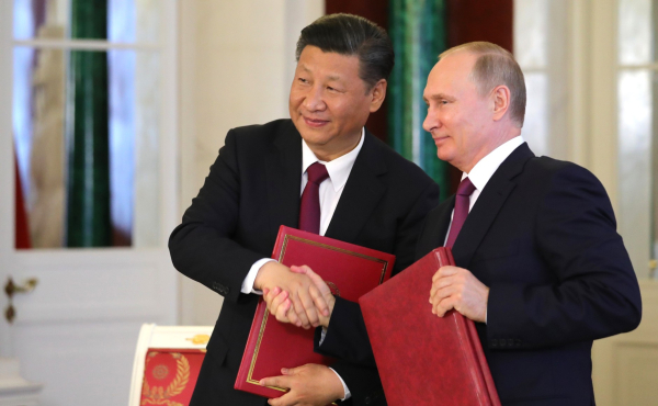 Ушаков: Переговоры между Владимиром Путиным и Си Цзиньпином прошли позитивно