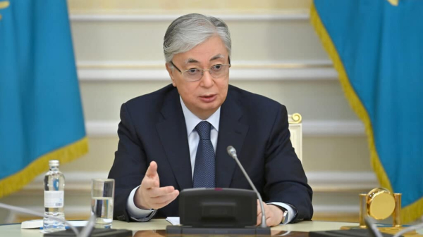 Токаев раскритиковал семьи, где несколько членов получают соцпомощь