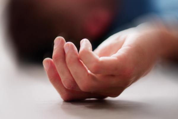 Как помочь человеку при приступе эпилепсии: 6 правил первой помощи