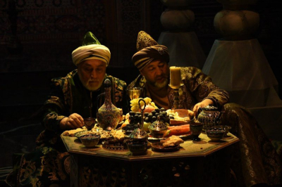 Шесть лет труда и тысячи костюмов: как создавался исторический фильм о Джами и Навои