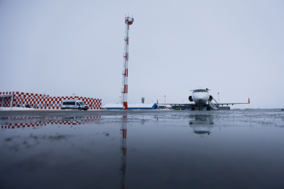 В казанском аэропорту почти 100 рейсов задержаны из-за тумана