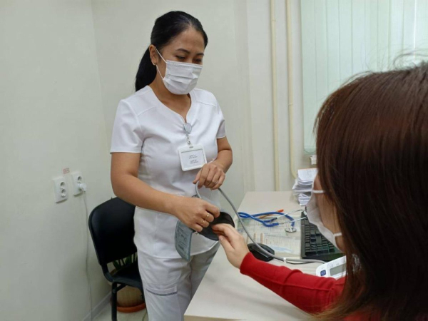 Беременным астанчанкам будут бесплатно выдавать противовирусные препараты