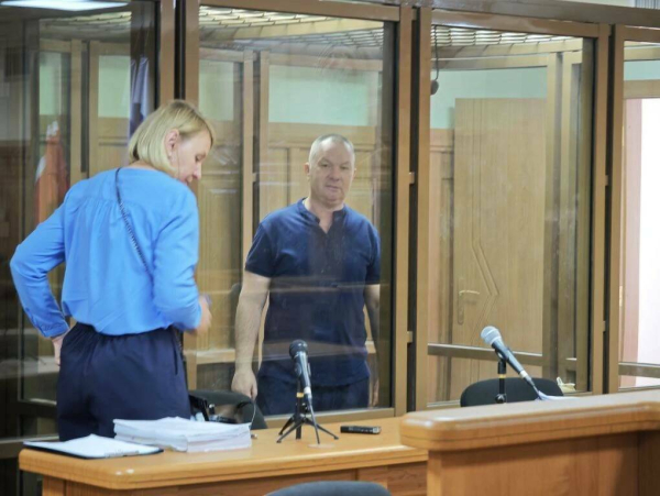 &laquo;У него нет на теле татуировок&raquo;: суд выслушал жену вора в законе Ромы Сыча