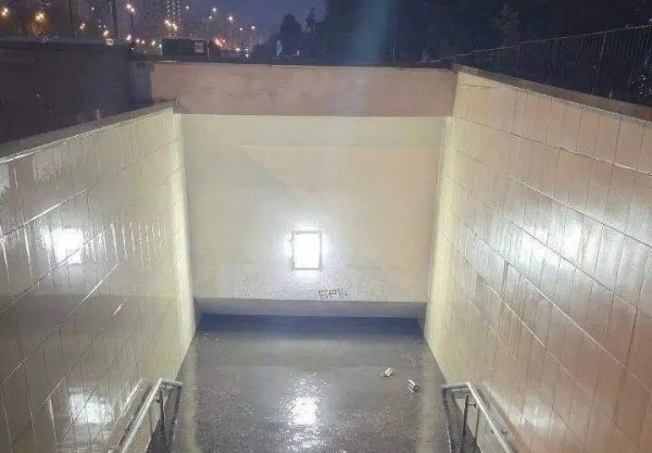 Столица ушла под воду - город накрыл мощный ливень, введен оранжевый уровень опасности 14/06/2026 – Новости