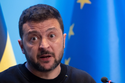 «Может подшаманить»: Зеленского призвали обратиться к гадалке Ермака