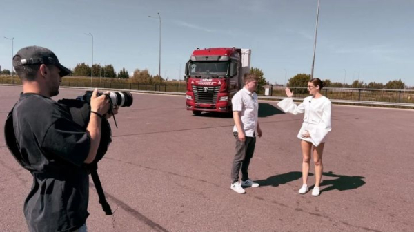 КАМАЗ покажут на ТНТ: съемочная группа шоу «Кто куда» приехала в Челны
