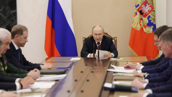 Владимир Путин ввёл запрет на экспорт бензина и потребовал стабилизировать топливный рынок 29/06/2026 – Новости