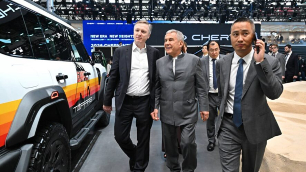 Минниханов посетил Международную выставку «Auto China 2026» в Китае 04/05/2026 – Новости